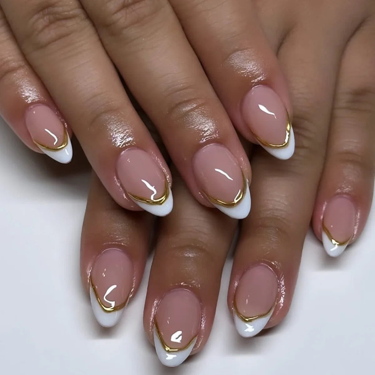 nails - fingernails 