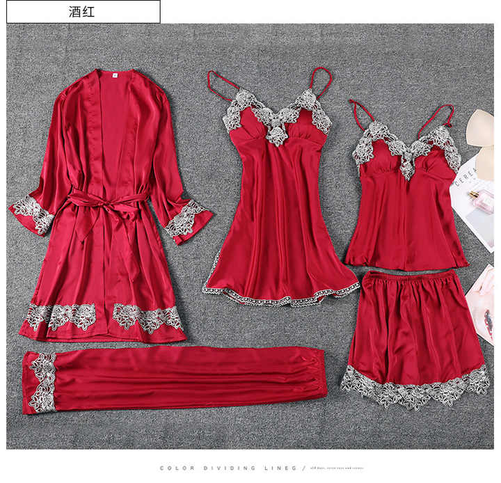 Comfortable fashion collections