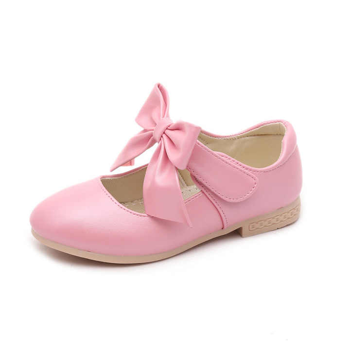 children's shoes 