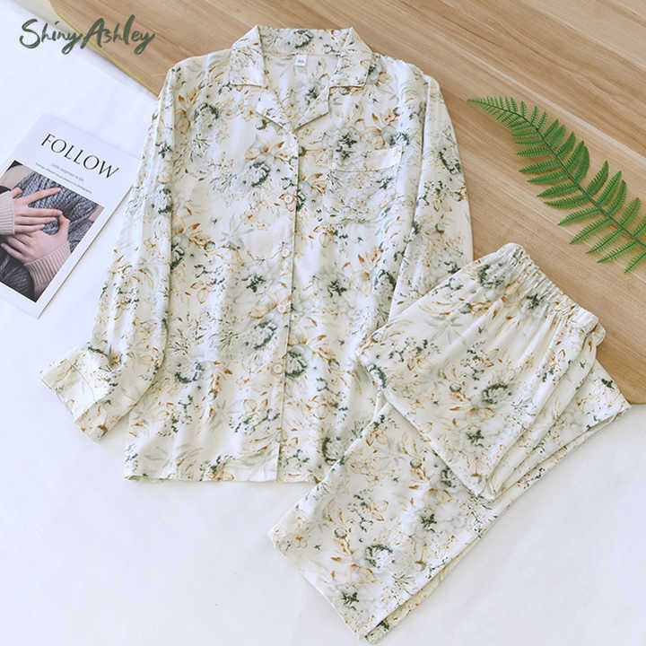 ملابس نوم نسائيه , Women's sleepwear