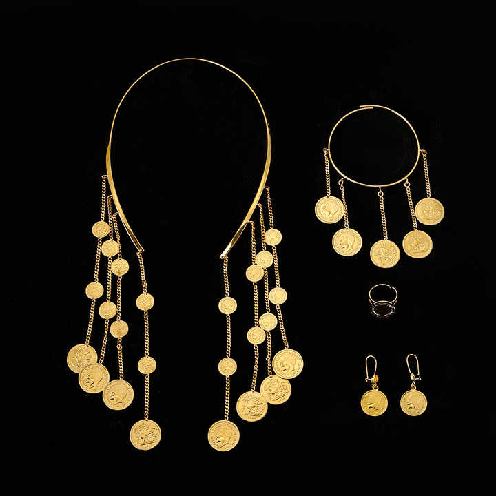 necklaces earrings