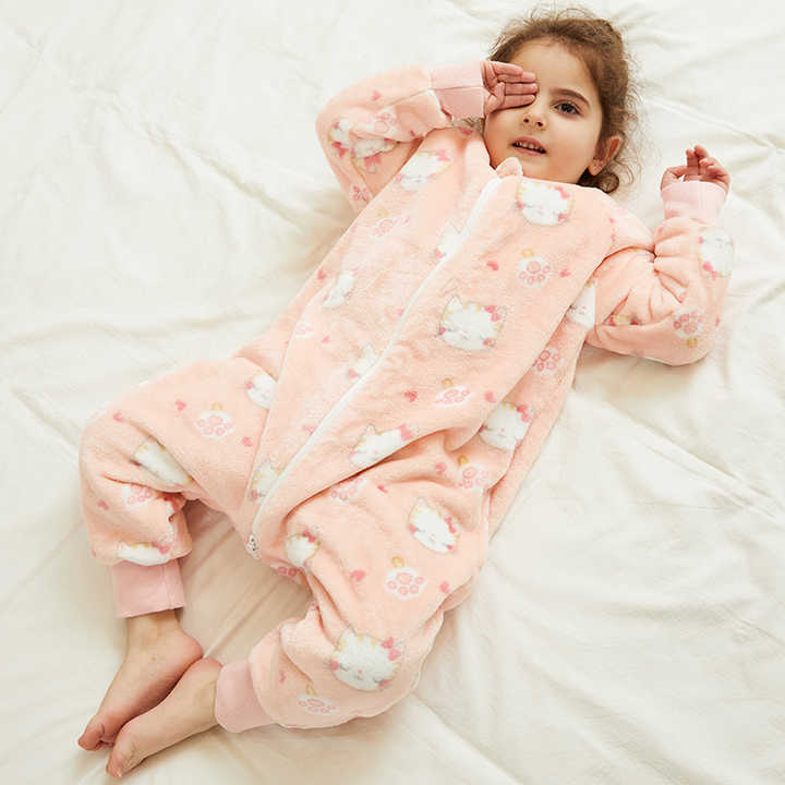 Long-sleeved children's pajamas 