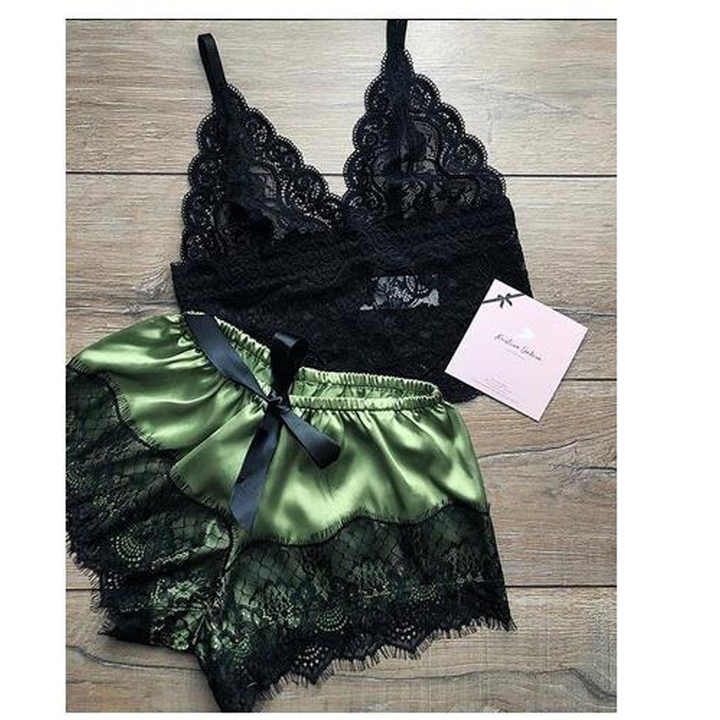 Women's sleepwear 