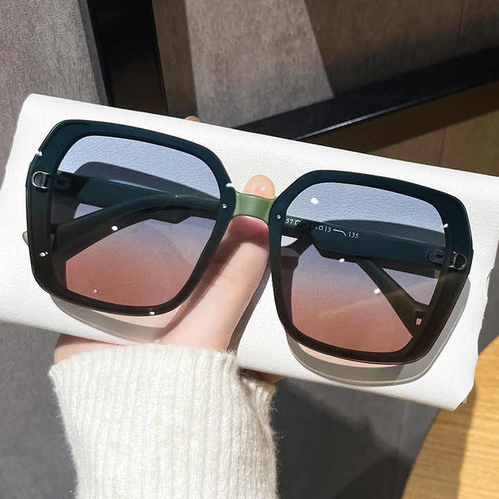 Ladies sunglasses 