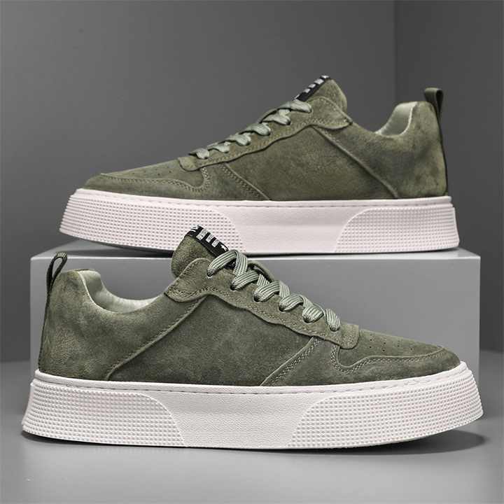 Lightweight casual sports shoes 