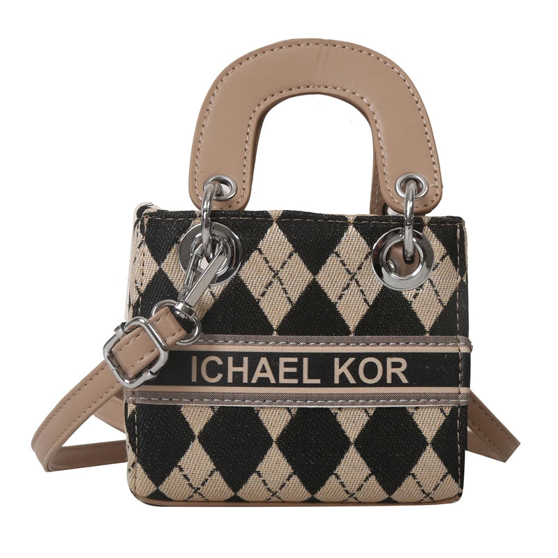 Stylish small handbags 