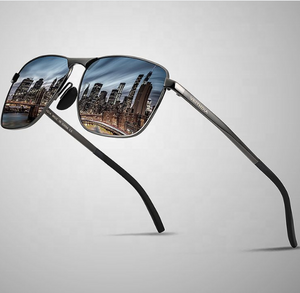 نظارات شمسيه مربعة كلاسيكية