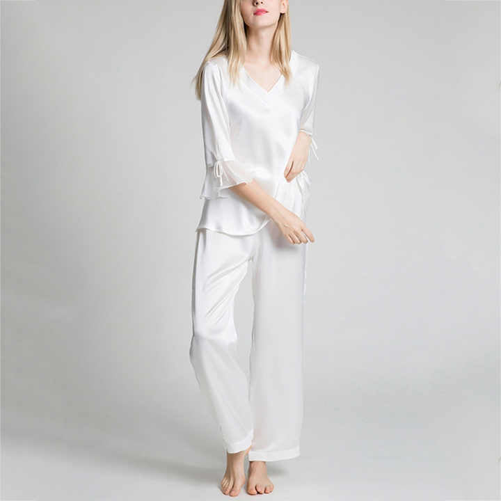 بدلات نوم نسائيه,Women's sleepwear