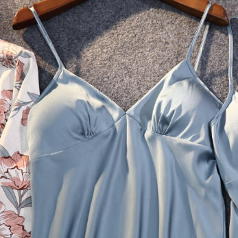 Women's sleepwear 