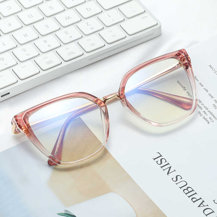 Women's glasses 