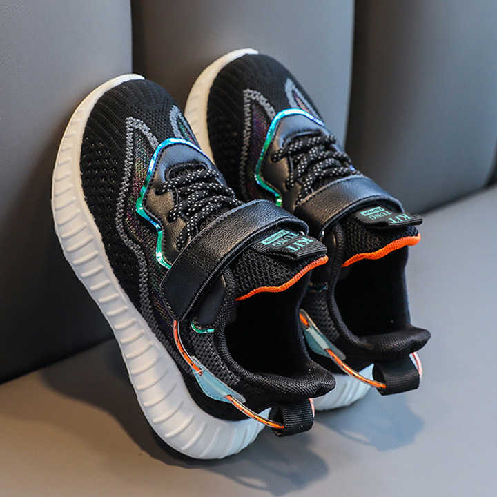 Children's casual sports shoes 