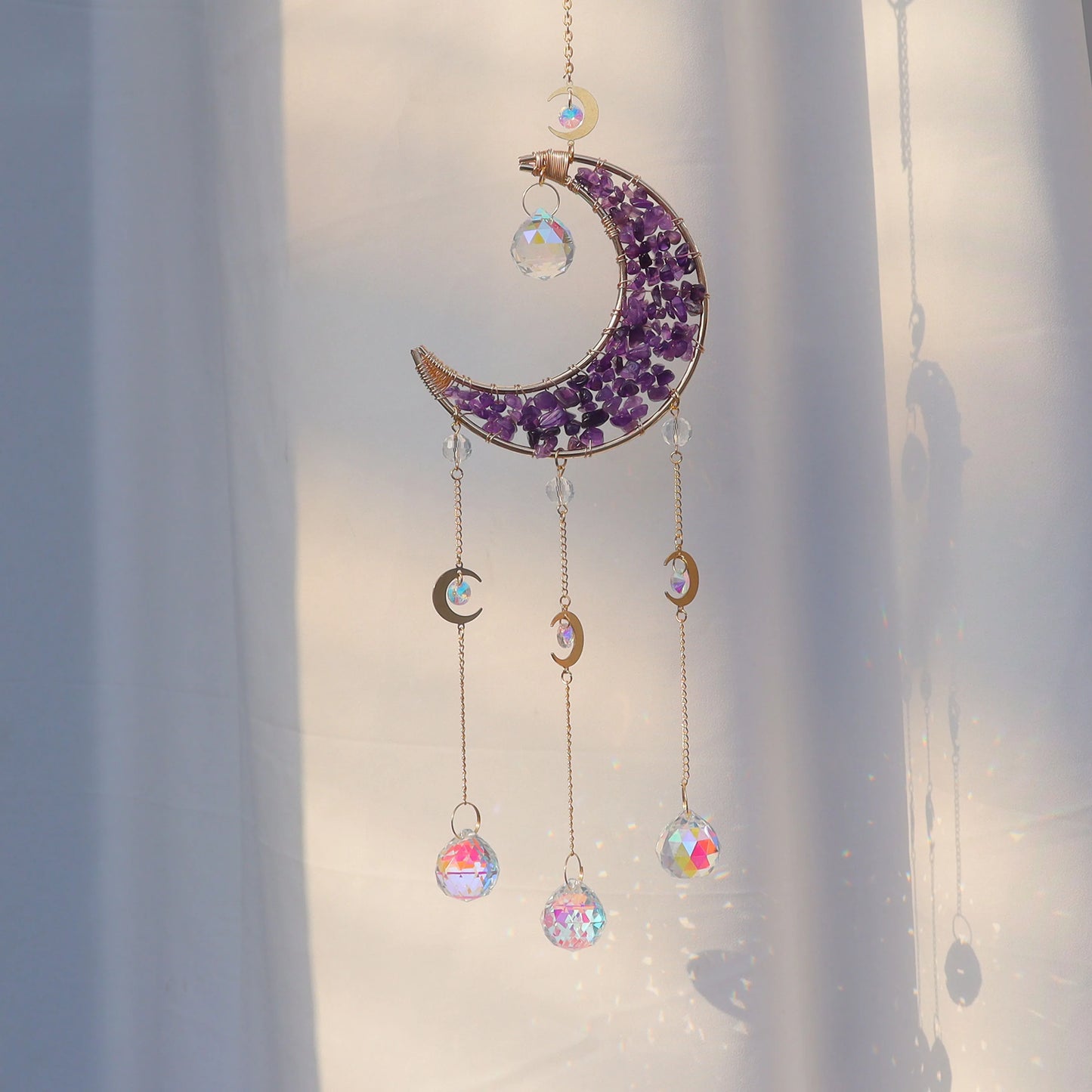 Hanging sun mask made of moon crystal -