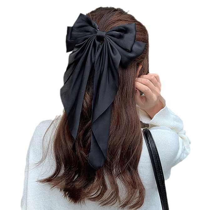 Luxury and elegant silk accessories 