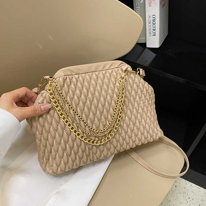 Luxury leather women's handbags 