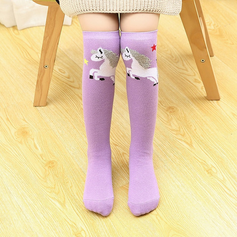 جوارب نسائية طويلة عالية