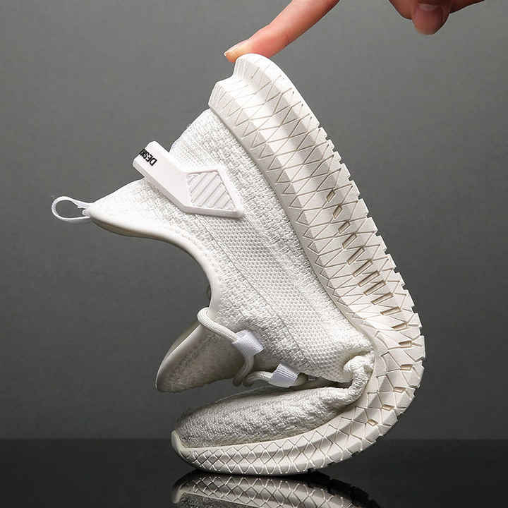 Fashionable men's casual shoes 