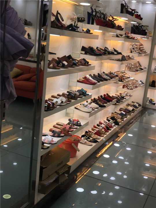 Children's shoes 