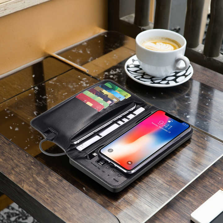 Luxury Genuine Leather Men's Wallet with 6800mAh 