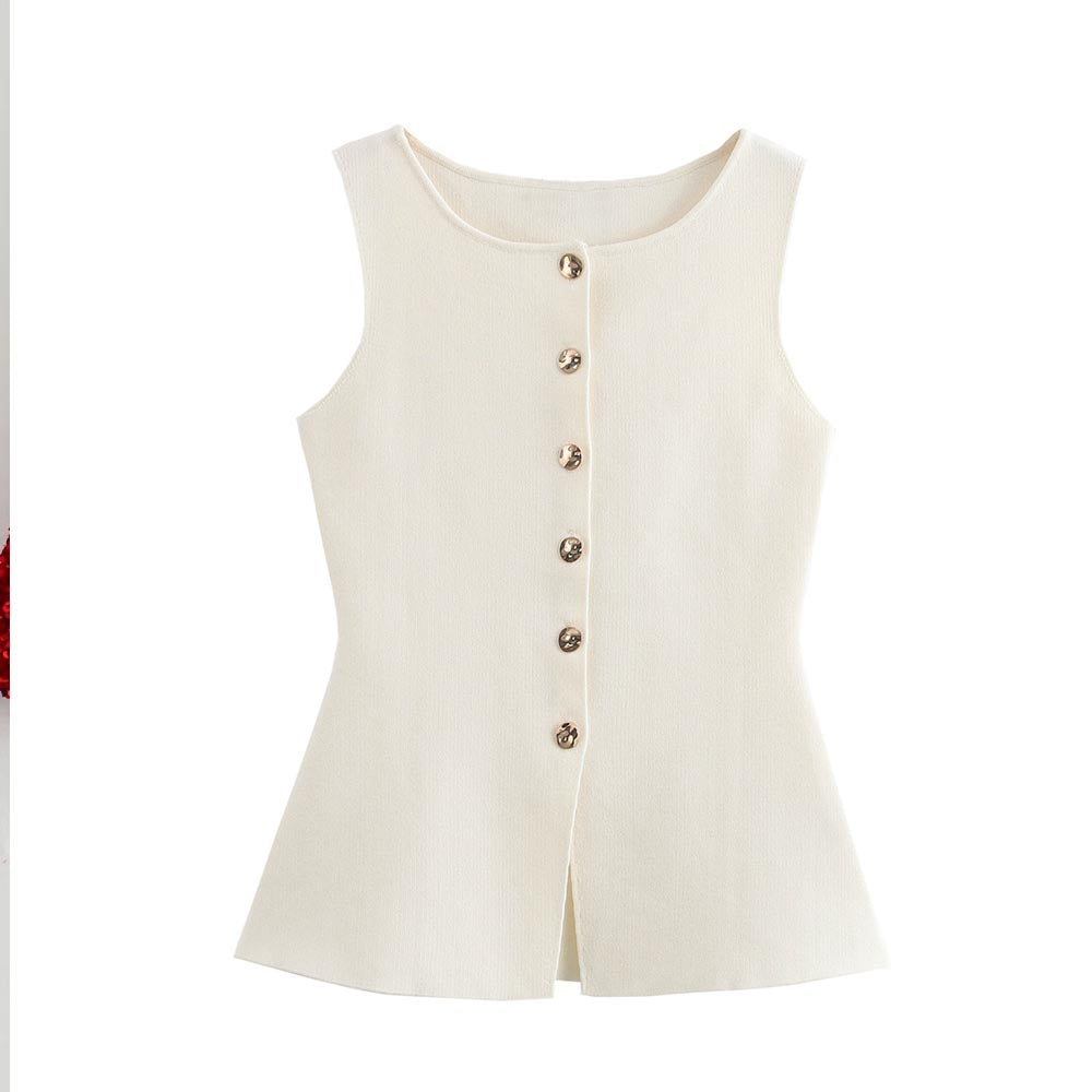 Knitted sweater with gold buttons 