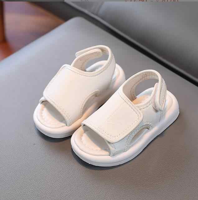 Comfortable shoes for children, leather sandals for boys 