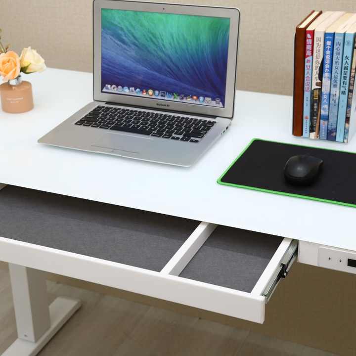 Smart desk with one electric motor 