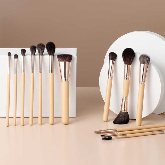 13-piece brush set in caramel 
