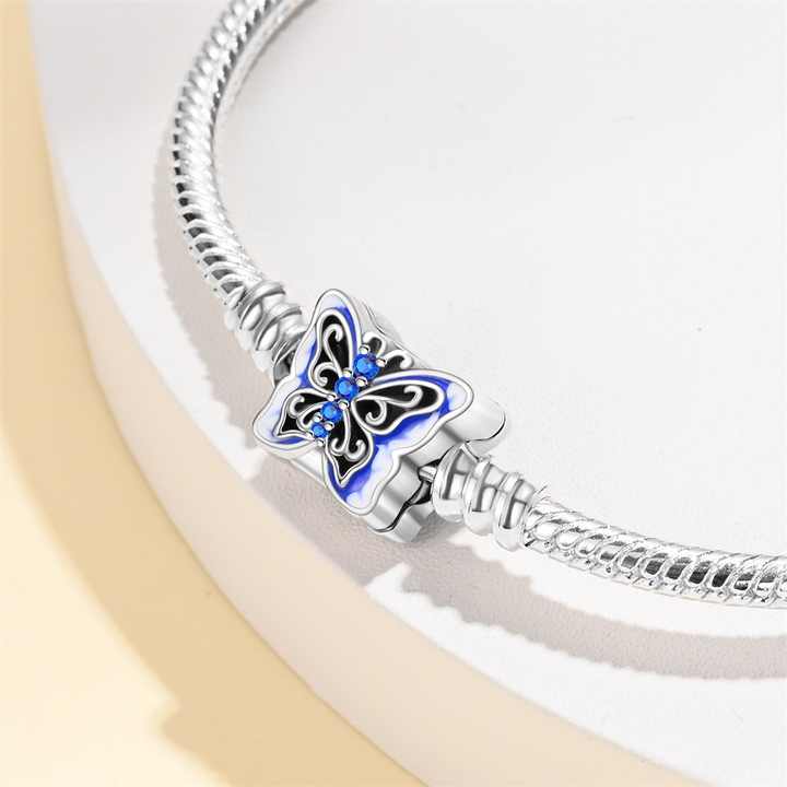 silver bracelet 