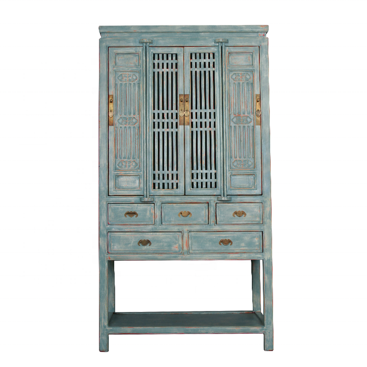 خزانة ملابس مصنوعة من خشب ,wardrobe made of wood