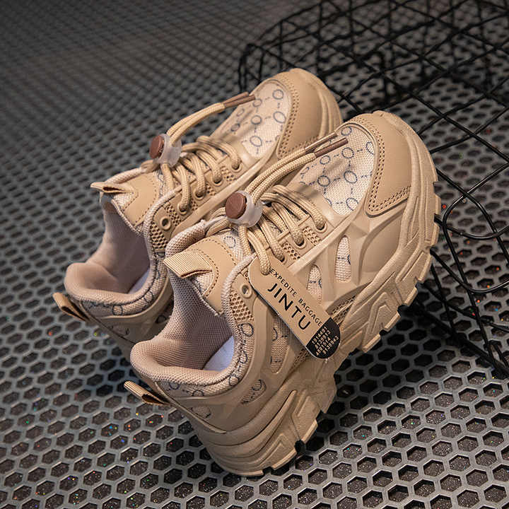 Girls' lightweight sneakers 
