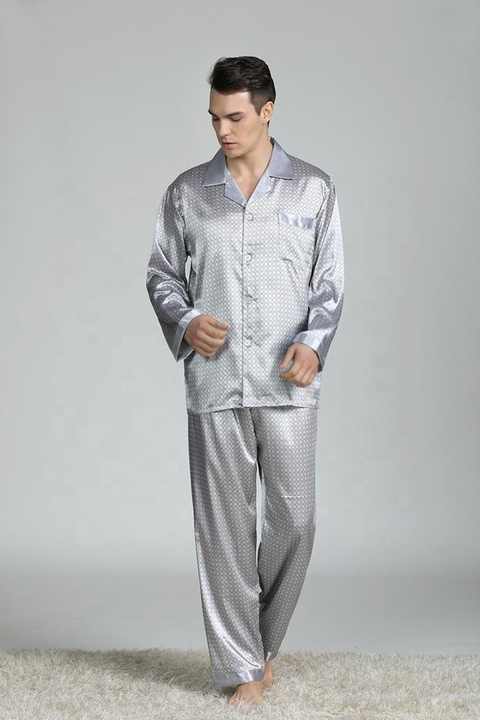 Men's long-sleeved sleepwear 