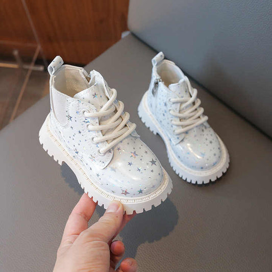 children's shoes 