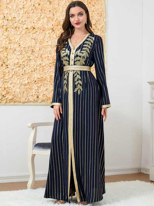 Elegant caftans and jalabiyas 