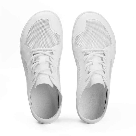 wide sneakers 