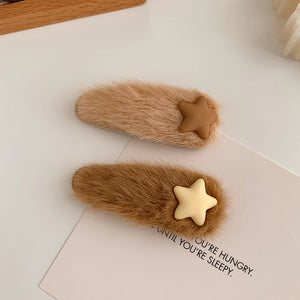 Set of children's hair clips 