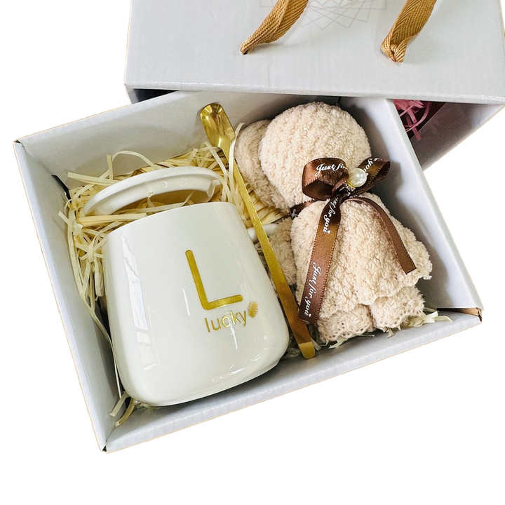 هدايا زفاف عيد الحب للنساء طقم صندوق هدايا . Valentine's Day Wedding Gifts for Women Bridesmaid