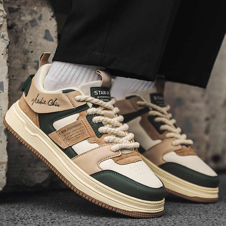 أحذية رياضية رجالية