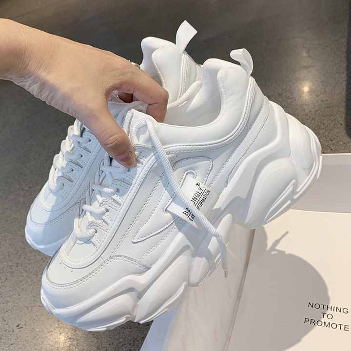 Women's shoes