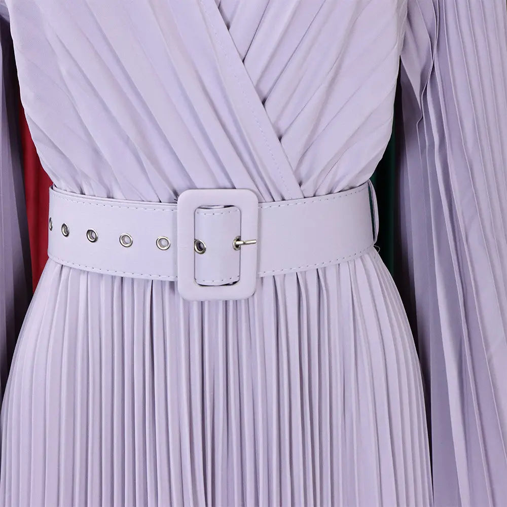 فستان نسائي طويل مطوي