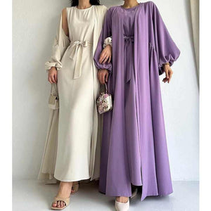 طقم مكون من قطعتين عباية بأكمام طويلة ,Two-piece set, long-sleeved abaya