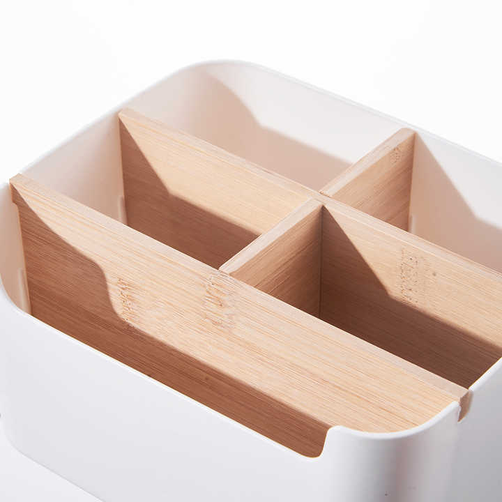 صندوق تخزين بلاستيكي