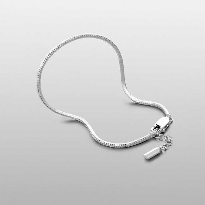 silver bracelet 