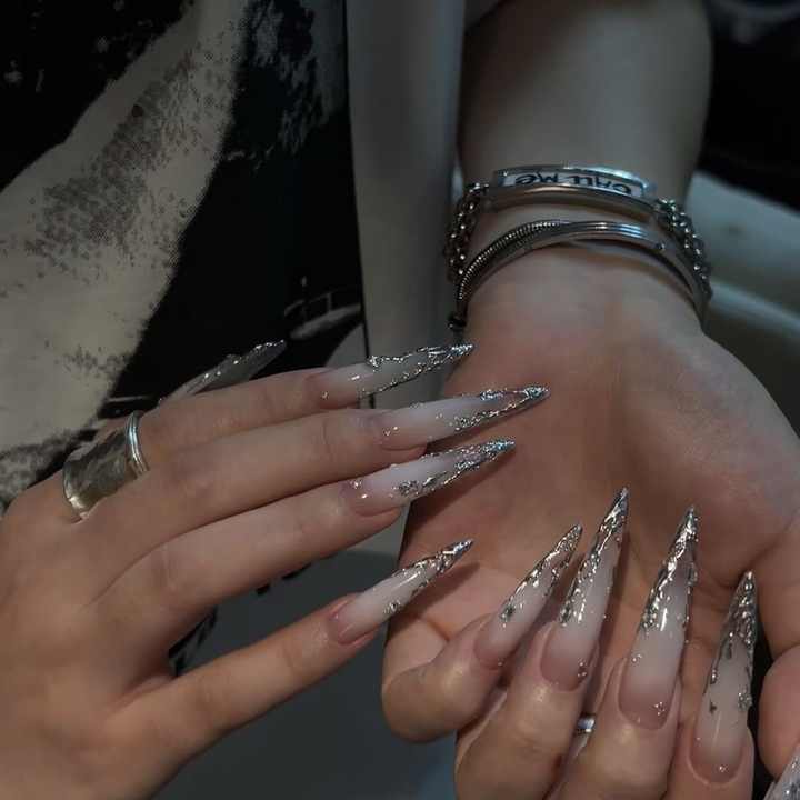 nails 