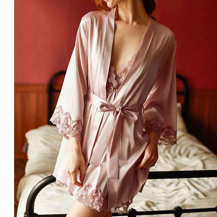 طقم نوم نسائي