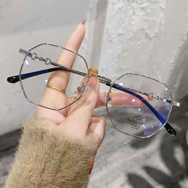Luxury women's eyeglasses frame 