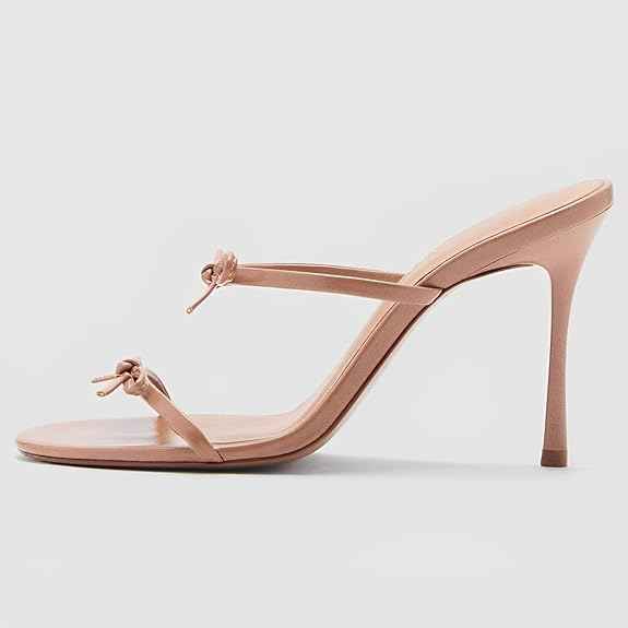 كعب نسائي عالي الجودة وفاخر