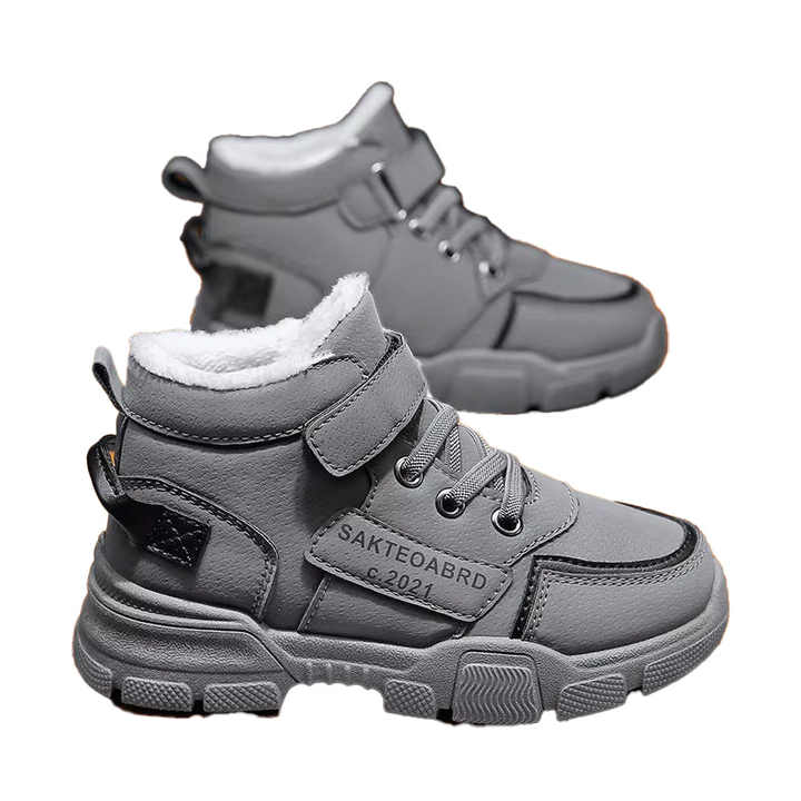 Girls' sports shoes 