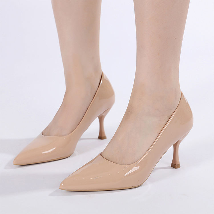 Women's shoes 