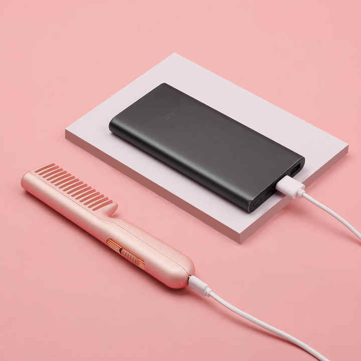 Cordless straightening comb 