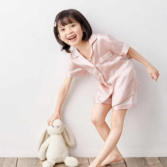 Long-sleeved silk pajamas 