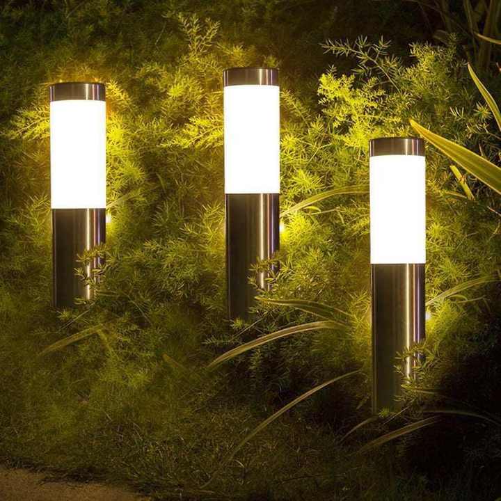 Solar powered garden lights 